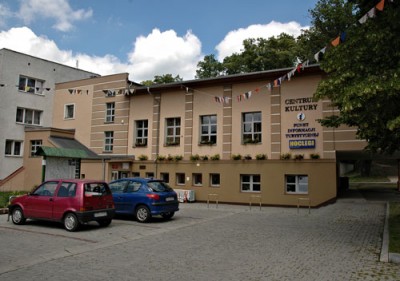 Budynek centrum kultury i punkt informacji turystycznej w Świerzawa