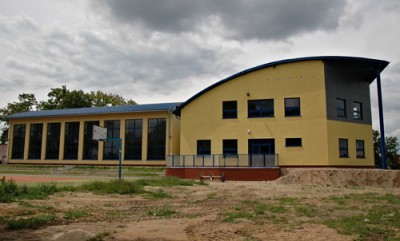 Budynek Szkoły Podstawowej w Tomisławiu