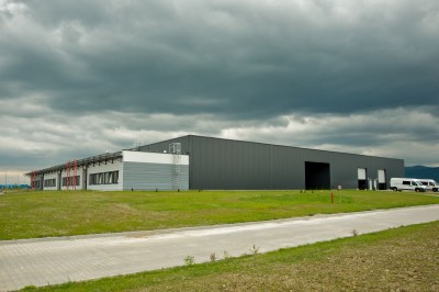 Hala produkcyjno-magazynowa w Dzierżoniowie